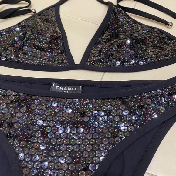 SOLD.Chanel swimsuit - Picture 10 of 16